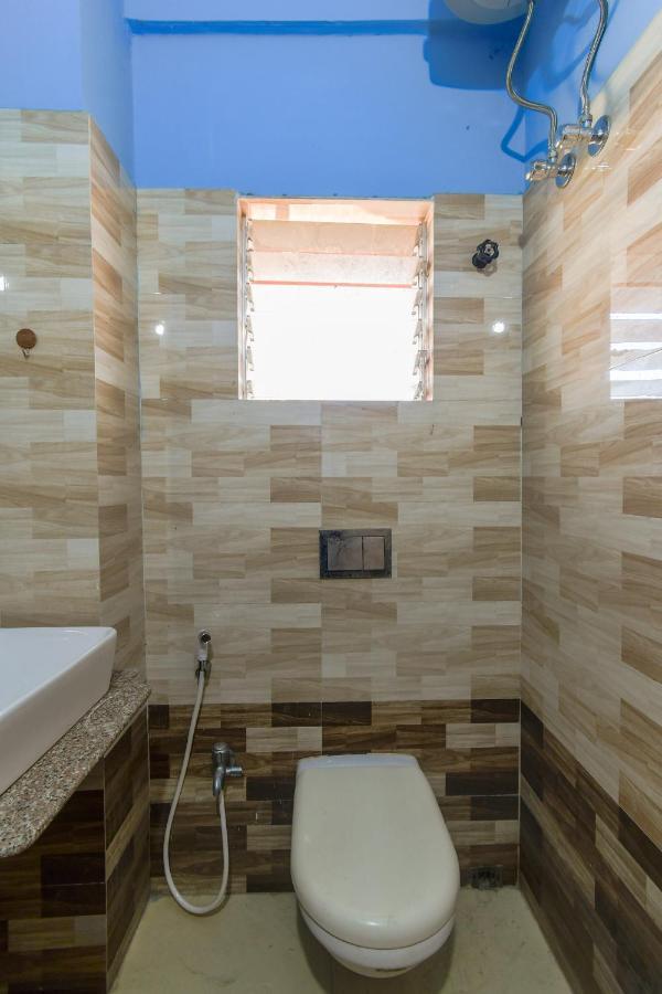 Hotel Blue Abedin Kalküta Dış mekan fotoğraf