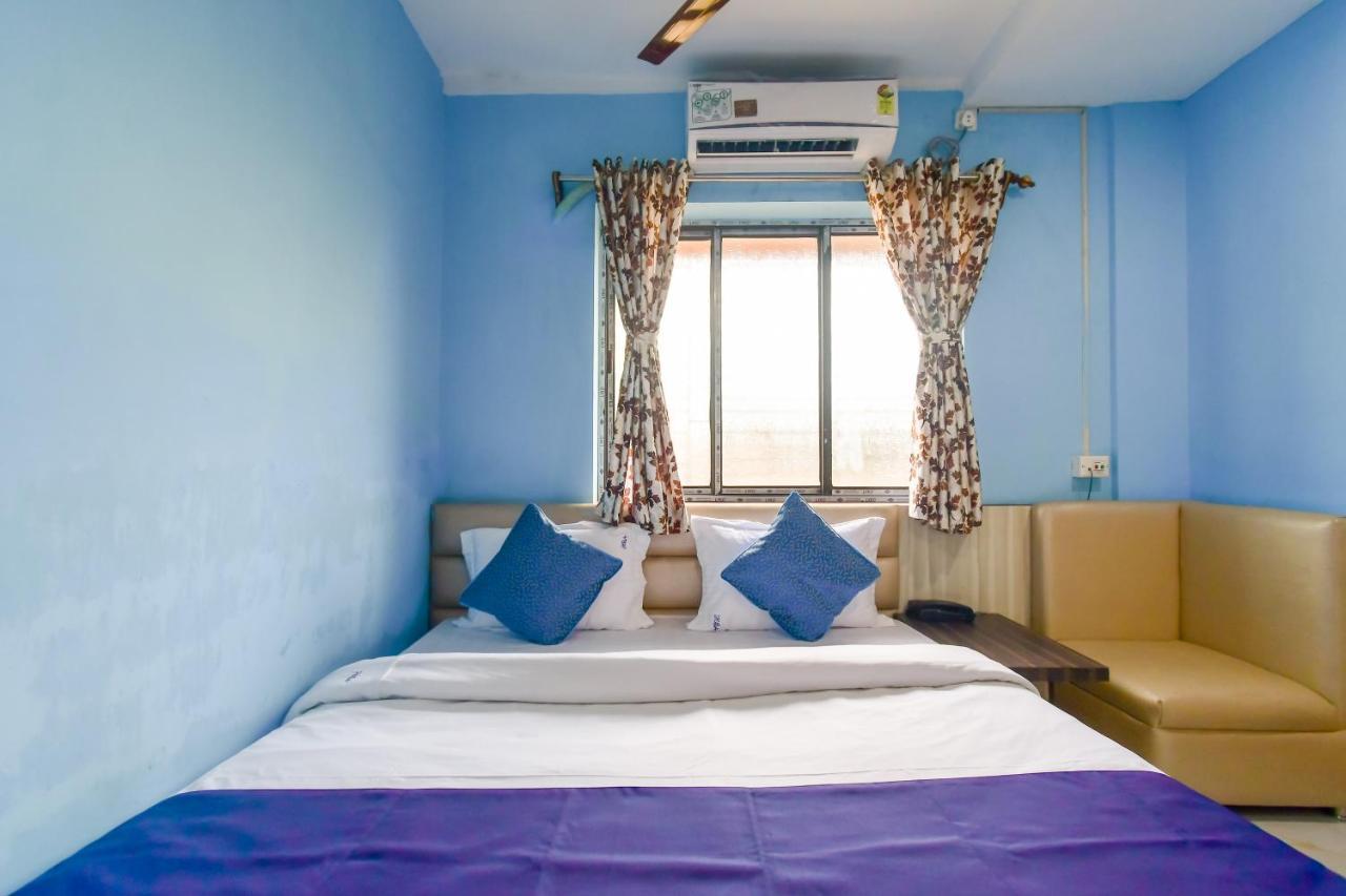 Hotel Blue Abedin Kalküta Dış mekan fotoğraf